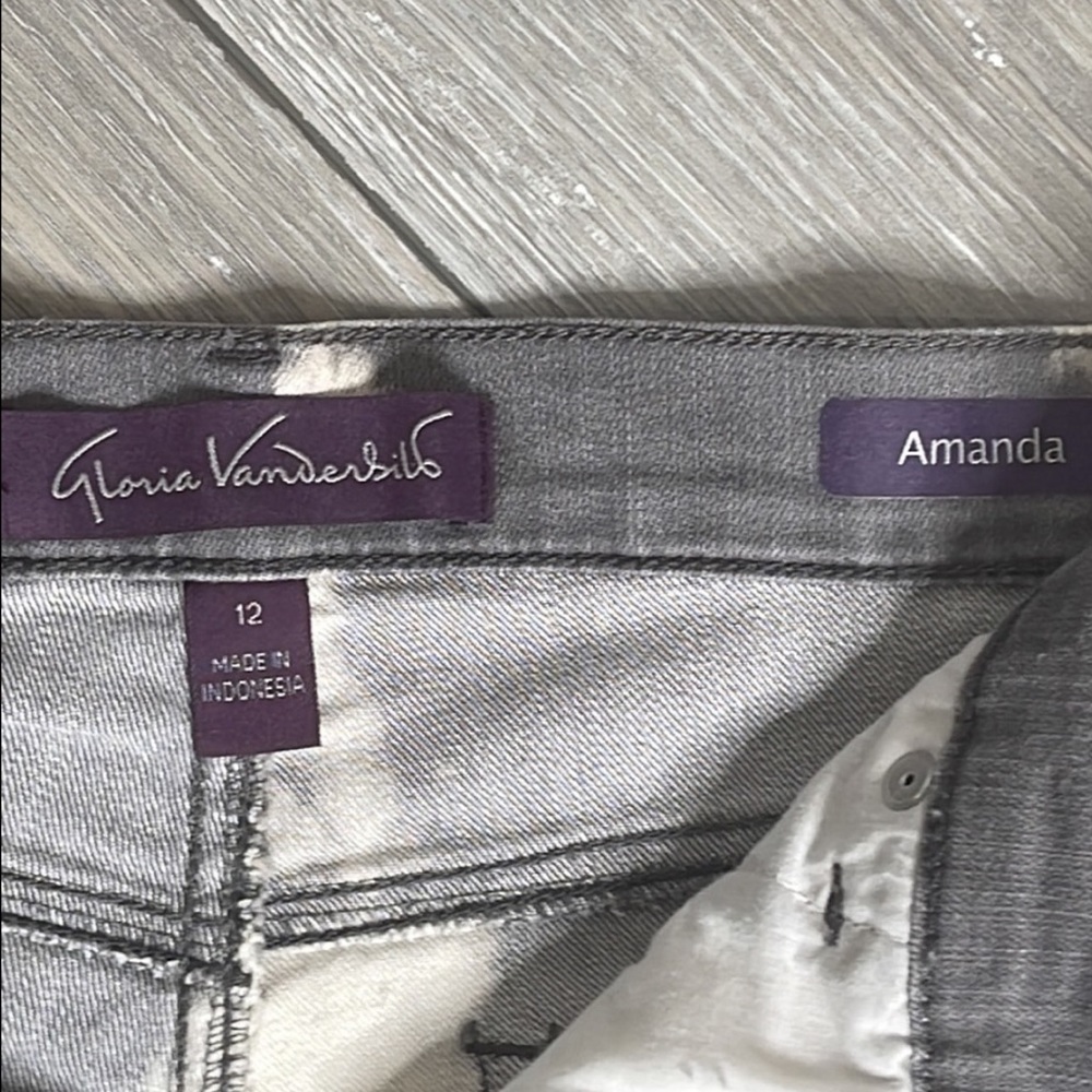 Distressed High Waist Bleach Washed Denim Shorts - Picture 3 of 14